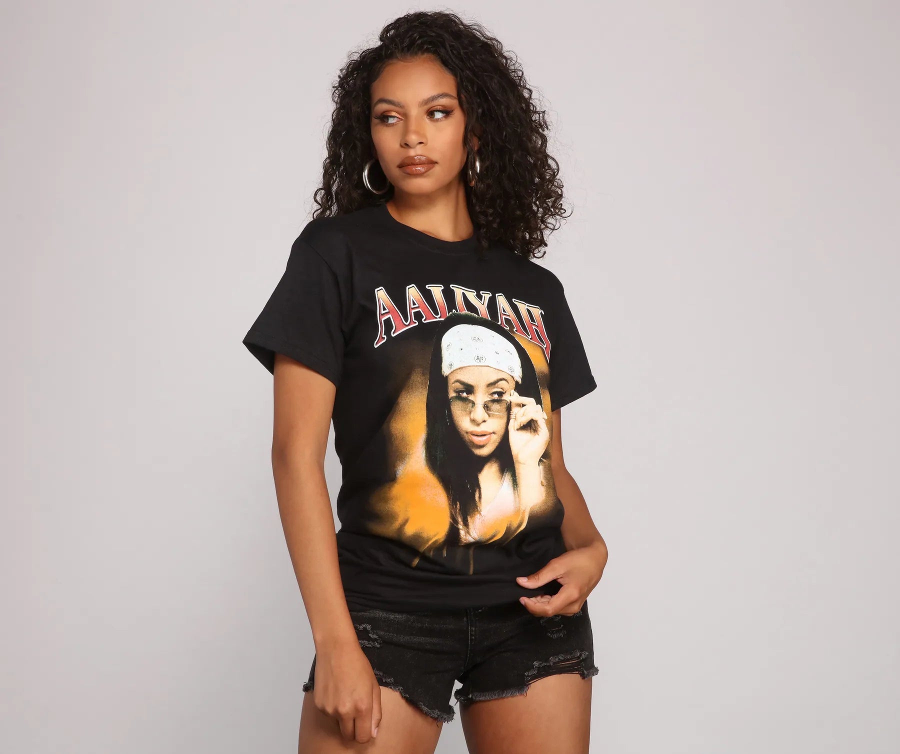 T-Shirts for Life Coaches -  Women's Striped T-Shirts-Queen of The Scene Aaliyah Graphic Tee