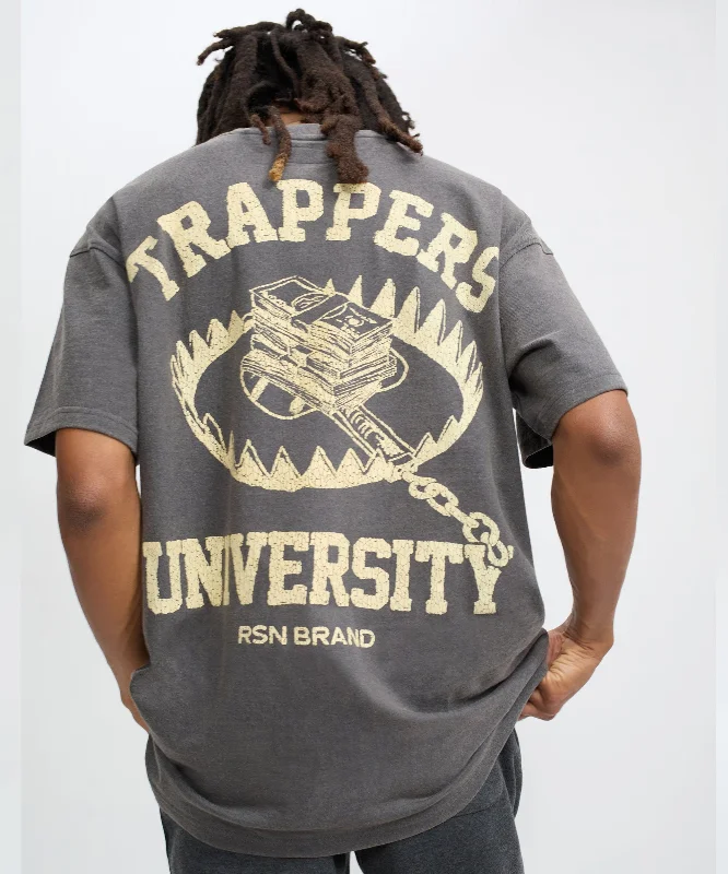 T-Shirts for Electricians -  Women's Boyfriend T-Shirts-Trappers Washed University Short Sleeve Tee - Grey