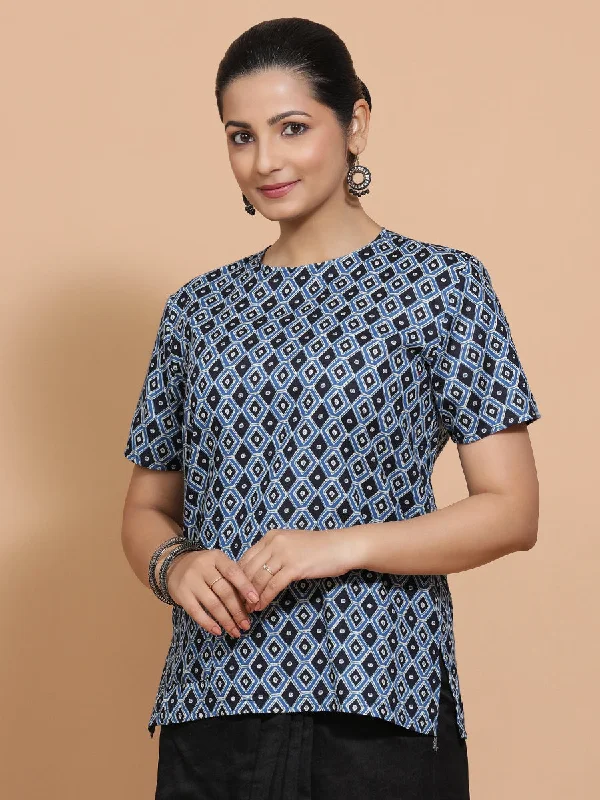 Blouses & Shirts for Women Empowerment -  Women's Bell Sleeve Blouses-Pooja x Rozaana | Short Sleeves Cotton Saree Blouse in Indigo Blue Geometric Block Print Fabric