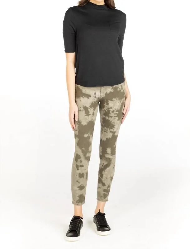 Camouflage Pants-Women's Elastic Waist Pants-Printed Skinny Jeans In Olive Green